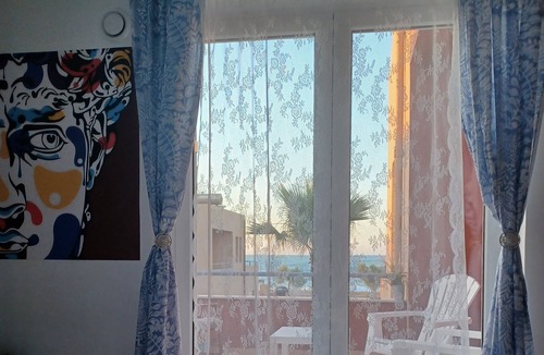 Maleme House | Origeo Casa, Summer House Right on the Beach