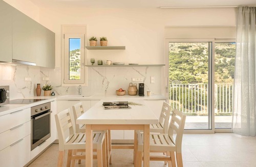 Dhrakata Villa | Ostria Villa - One Bedroom Villa, Sleeps 2