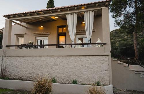 Palaio Tsifliki House | Our House 2 Luxury Suites