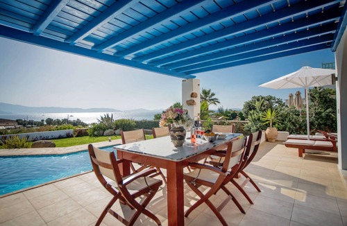 Stelida Villa | OUTSTANDING VILLA WITH PRIVATE POOL, CLOSE TO THE AMAZING PROKOPIOS BEACH
