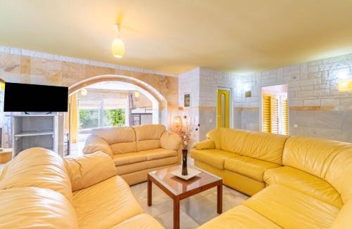 Gaios Villa | Paco's Resort Luxury Villa 32