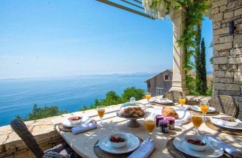 Nisaki Villa | Paleopetres Blanche - Private Pool - Sea Views - Nissaki - North East Coast -