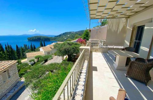 Petaleia House | Paleopetres K-Eight - Premium Suite - Kalami -