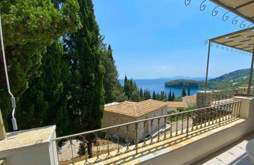 Petaleia House | Paleopetres K-Nine - Premium Suite - Kalami -