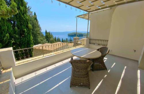 Petaleia House | Paleopetres K-Nine - Premium Suite - Kalami -