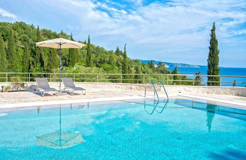 Petaleia Cottage | Paleopetres K-Three - Premium Double Suite - Sea View - Beach - Pool - Kalami -
