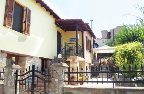 Paliouri House | Paliouri House