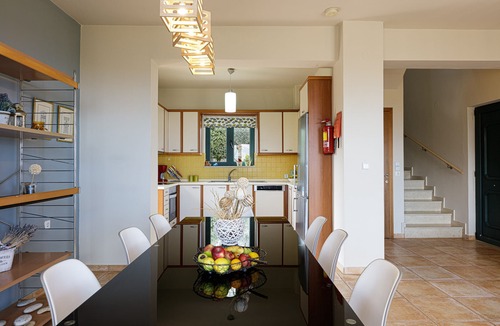Xiro Chorio Villa | Panoramic sea views! Full privacy and only 4km away from the beach and the city!