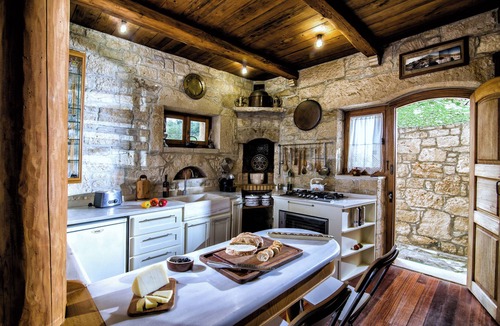 Vlachiana Villa | Panoramic View Villa in OliveGroves