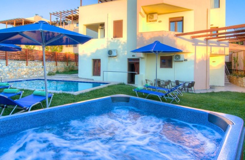 Prines Villa | Paradise Large Group w/Gym, Hot Tub & Playroom