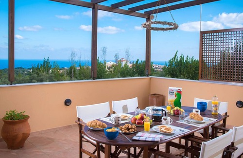 Prines Villa | Paradise Large Group w/Gym, Hot Tub & Playroom