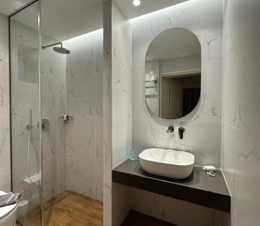 Tolo Apartment | Paradise Lost Hotel-Apartments