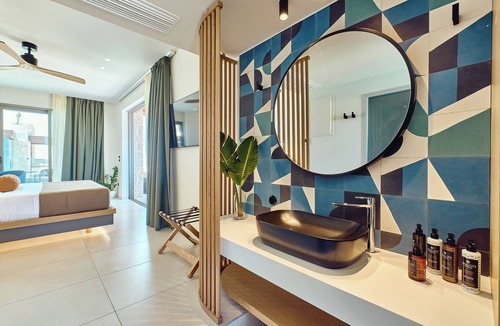 Agkisaras Hotel | Paralos Kosta Alímia