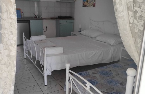 Halkidiki Apartment | Paschalia Haus Liegt in der Grünen Gegend von Psakoudia