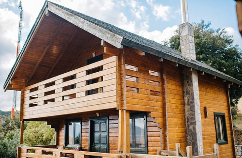 Feneos Ski Chalet | Pasithea Mountain Chalet
