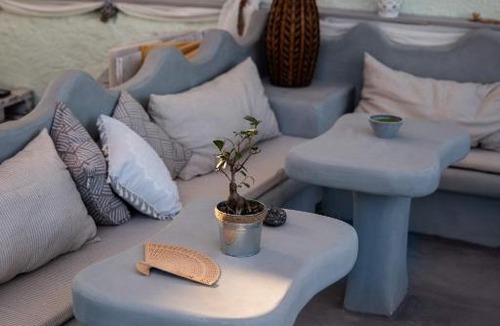Perissa Apartment | Pasithei Studios