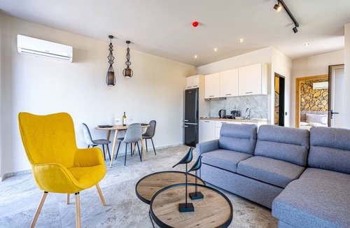 Rhodes Town Apartment | Pathos SeaSide Suites