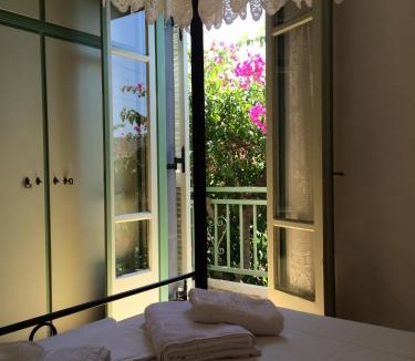 Grikos Apartment | Patmos Villas