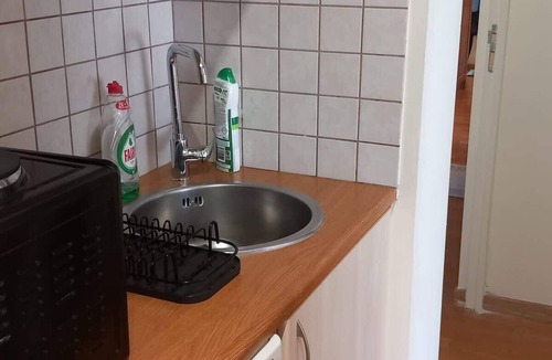Paiania Apartment | Pavlos Apartment - Leontari Stay with Garden View