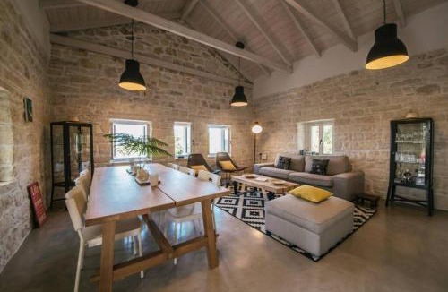 Katsimatika House | Paxos StoneHouse