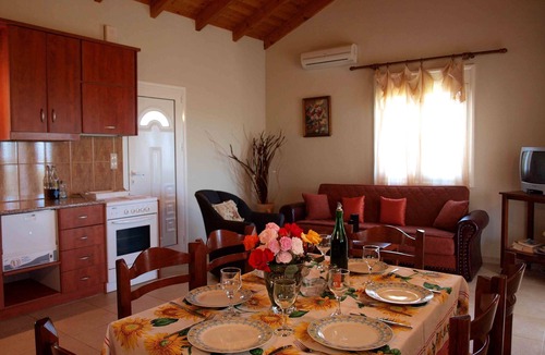 Nea Kydonia Villa | Peaceful and private family villa, big pool, wellness, views of sea and mountain