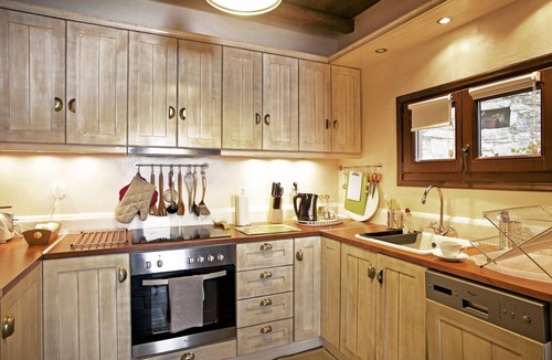 South Pelion Villa | PELION HOMES | Villa DIONI relax in a peaceful villa w/a small cooling pool