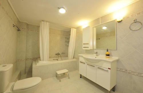 Korithion Villa | PELOPONNESE CORINTHOS SEASIDE VILLA FOR SHORT RENT 50 METRES FROM THE SEASIDE