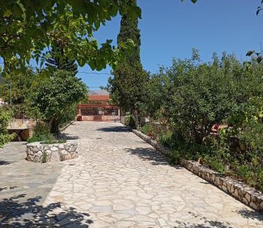 Karavomylos Apartment | PENELOPE'S apartment
