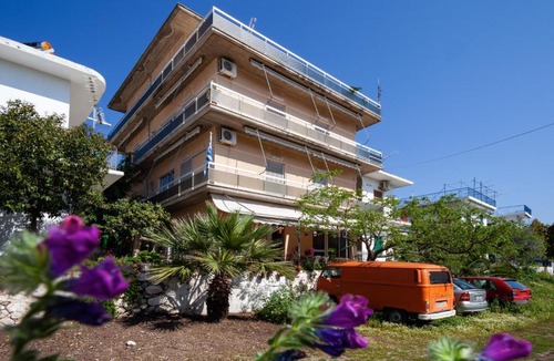 Methana House | Pension Vienna