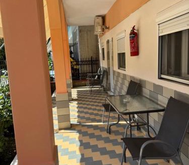 Kokkinon Neron Apartment | PERDIKI STUDIOS