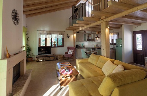 Aleimmatades Villa | Perfect Escape Luxurious Villa Anastasia Tranquil Retreat in Arkadades Greece
