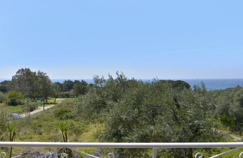 Agios Matthaios Apartment | Perfect for peace seekers! Holiday home close to the beach | Prassoudi, Corfu