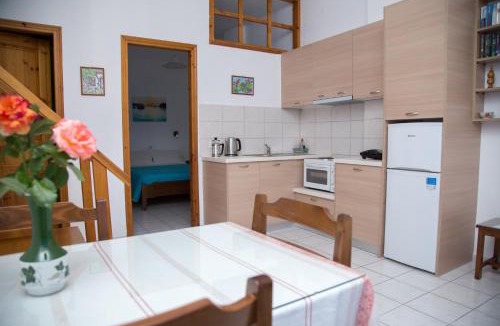 Makry Gialos Apartment | Perigiali
