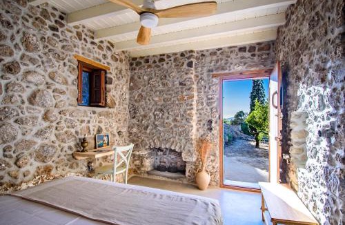 Mandraki House | Perivoli A Traditional Eco-Accommodation in a Private Cultivated Garden