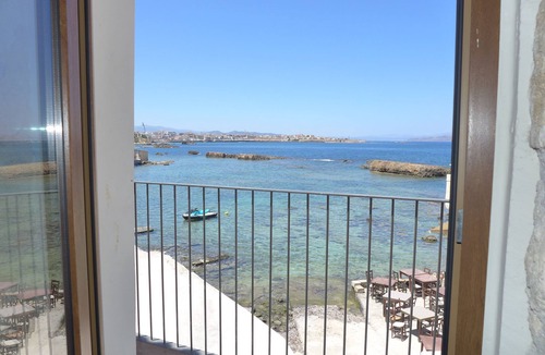 Katochori House | PETRA 'Casa Casa group' waterfront house for up to 8 pax