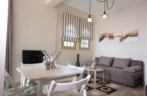 Paralia Vergas Apartment | Petra Thea Apartment
