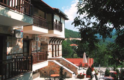 Livadero Apartment | Petrini Gonia
