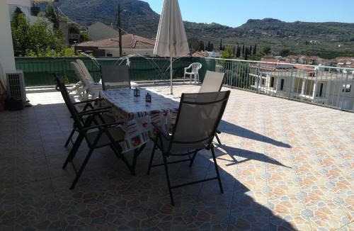 Aria Apartment | Petros House 1