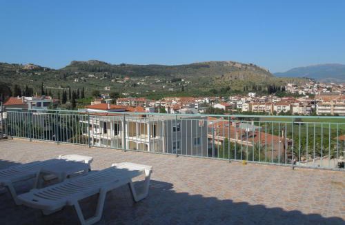 Aria Apartment | Petros House 1