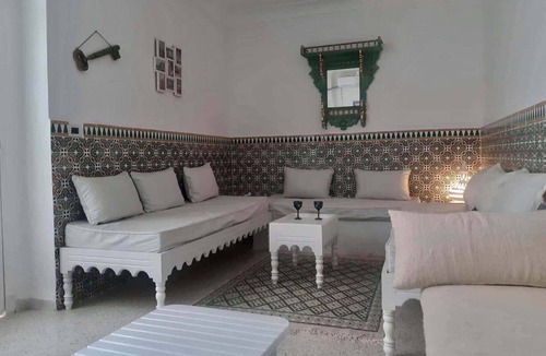 Eastern Hammamet House | Pieds dans l'eau, Ground floor house in Medina, Hammamet Centre