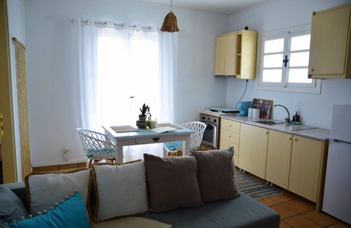 Manganos Condo | Pinecone Cozy apartment with hot-tub, convenient location