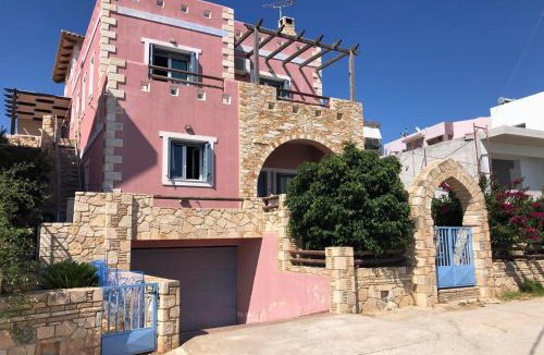 Palaiochora Apartment | Pink House
