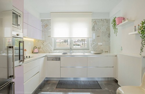 Kato Gouves Villa | Pink Rose Beachfront Villa