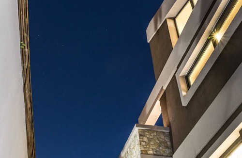 Penteli Apartment | Plaisance. A 160 m2 apartment with exceptional view.