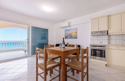Psarou Apartment | Playa Del Zante - 2 Bedroom Sea View Apartment, Playa del Zante