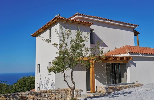 Xanthi Region House | PNOE RESIDENCE