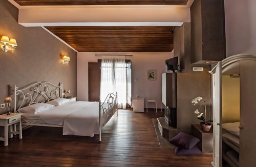 Katachas House | Polys Guest House