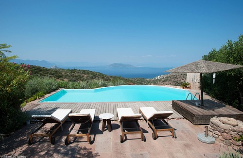 Kontos Villa | Pool Villa with Dream View on Aegina island