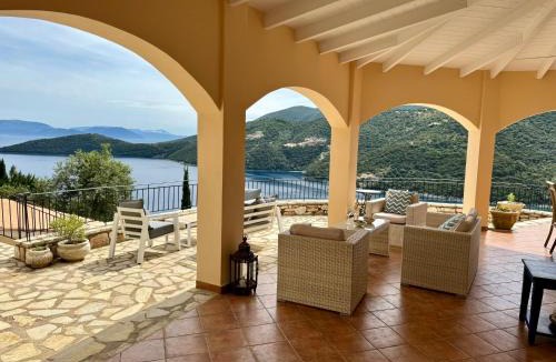 Mikros Gialos Villa | Poros Blue Villa