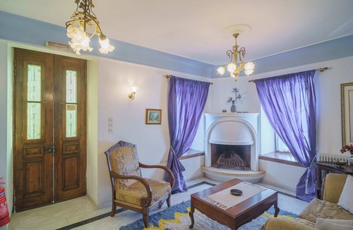 Portaria Villa | Portaria Pool Getaway - Palladio Stone Haven
